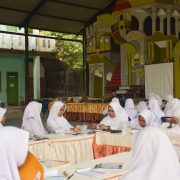 Pesantren Modern Misbahul Ulum